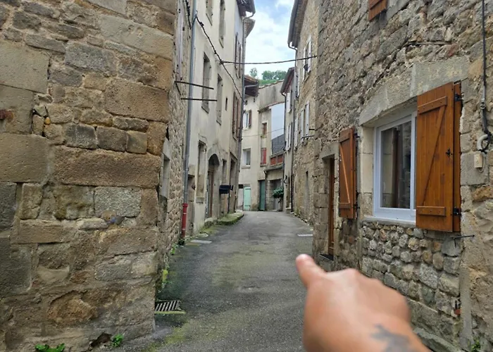Maison, Lescaleyest Tatil Evi Largentière