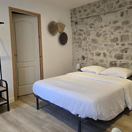 Maison, Lescaleyest